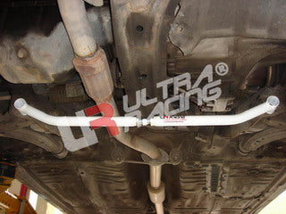 Ultra Racing 2-Point Front Lower Brace (UR-LA2-413A)