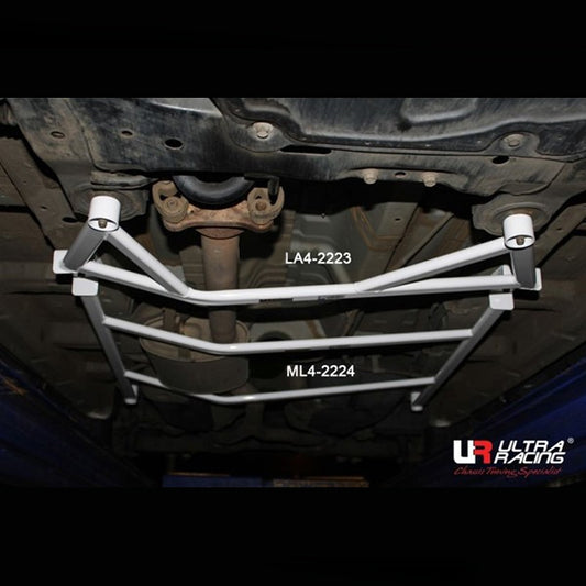 Ultra Racing 4-Point Front Lower Brace (URKR-LA4-2223)