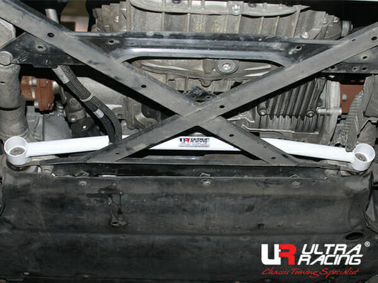 Ultra Racing 2-Point Front Lower Brace (URKR-LA2-3278)