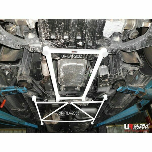 Ultra Racing 4-Point Front Lower Brace (UR-LA4-2032)