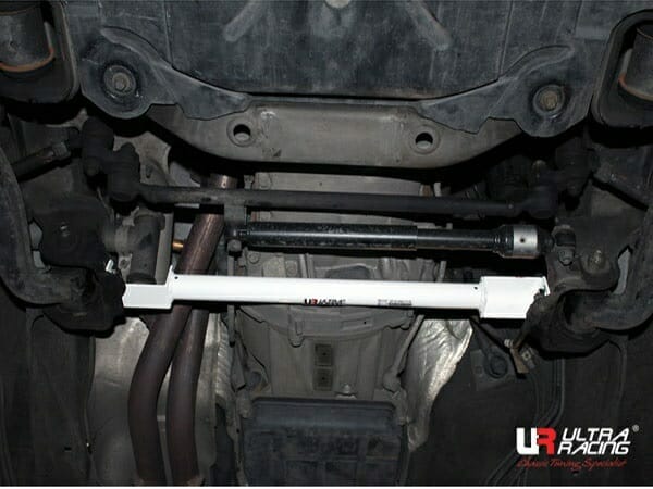 Ultra Racing 2-Point Front Lower Brace (URKR-LA2-2268)