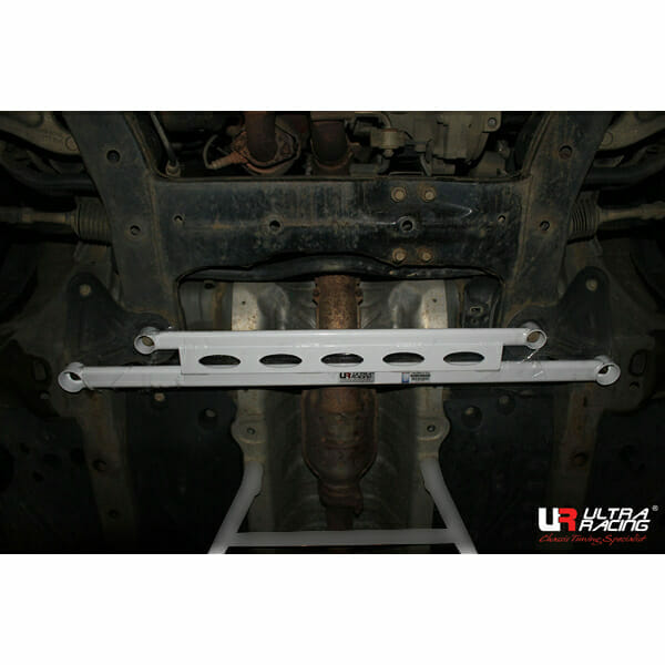 Ultra Racing 4-Point Front Lower Brace (URKR-LA4-2288)