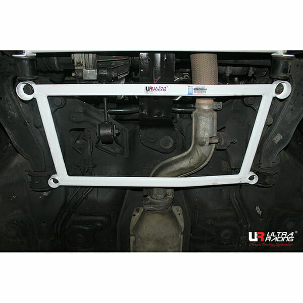 Ultra Racing 4-Point Front Lower Brace (URKR-LA4-3253)